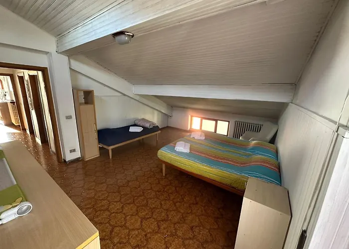 Chiara *